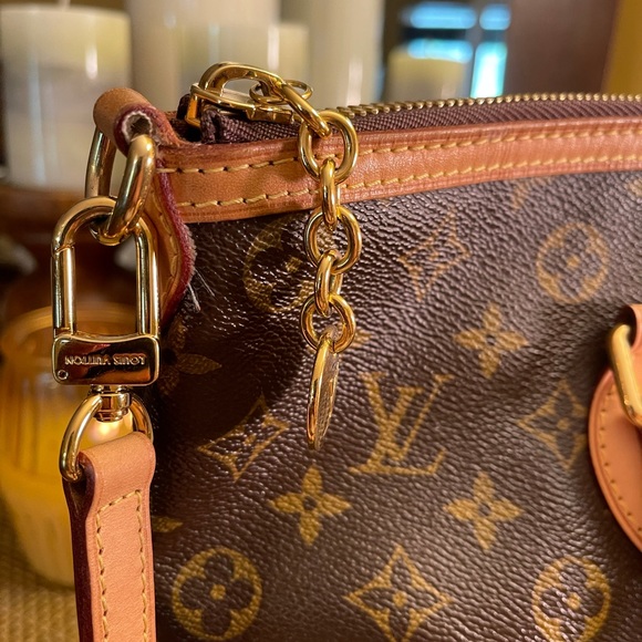 Authentic LV Monogram Palermo  Tote with Shoulder Strap - Picture 12 of 17